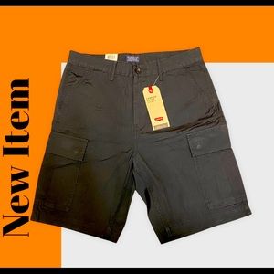 Levi’s Carrier Cargo Shorts - NWT